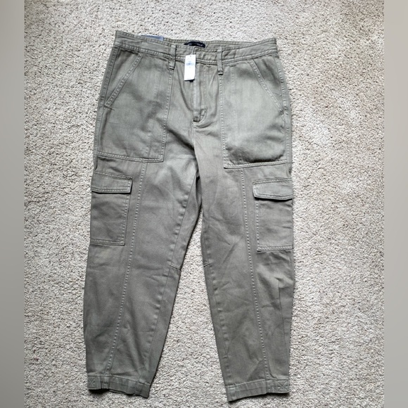 BNWT Banana Republic Barrel Cargo Utility Pants in Olive Green, size 8 - Picture 1 of 4